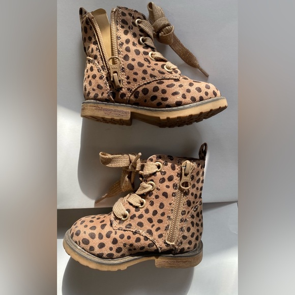 Cat & Jack Toddler Girls' Leapord Zipper Lace-Up Combat Boots Brown - Picture 3 of 8